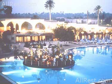 Pyramids Park Resort Cairo